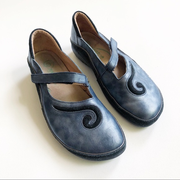 Naot Shoes - NAOT Matai Mary Janes Pearlized Leather & Suede 38